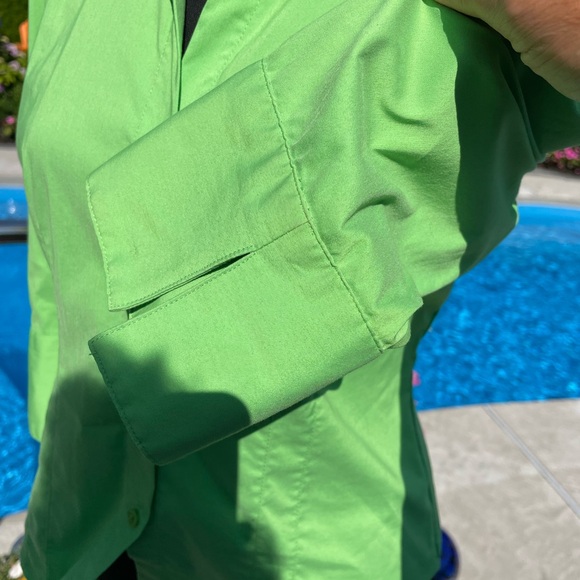 INC International Concepts Women's Kelly Green Tailored Fitted Blouse Size 6 P - Picture 3 of 6